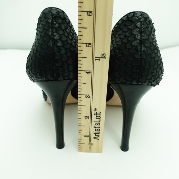 Johnston & Murphy Classic Black Leather Pointed Toe Stiletto Heels - Size 8 - Picture 4 of 10